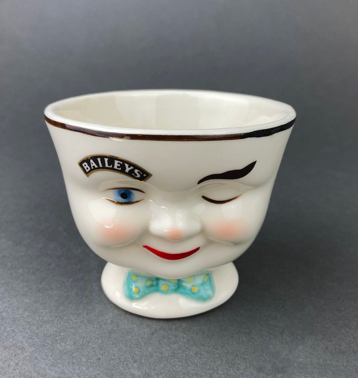 Ice Cream Shaped Creamer. Gift Gallery Fitz and Floyd. Strawberry and Chocolate Ice Cream Shaped Tiny Teapot. Cute & Thoughtful Gift.