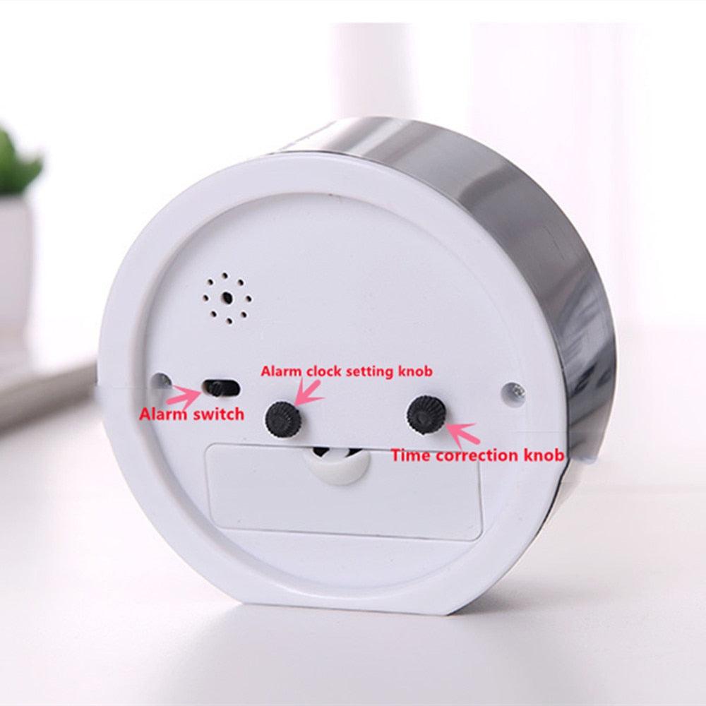Square Round Small Alarm Clock Snooze Silent Sweeping Wake Up Table Clock Travel Alarm Clock Analog Small Simple Battery Operated Clock Non Ticking Alarm Clock Snooze Light Functions Bedside Table Clock Battery Powered Compact Portable Travel Alarm Clock