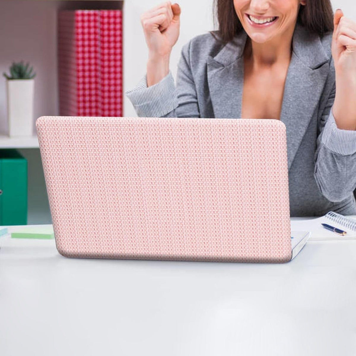 MacBook Pro 14-inch (M1–M5, M5 Pro/M5 Max) Case - Woven Fabric Protection