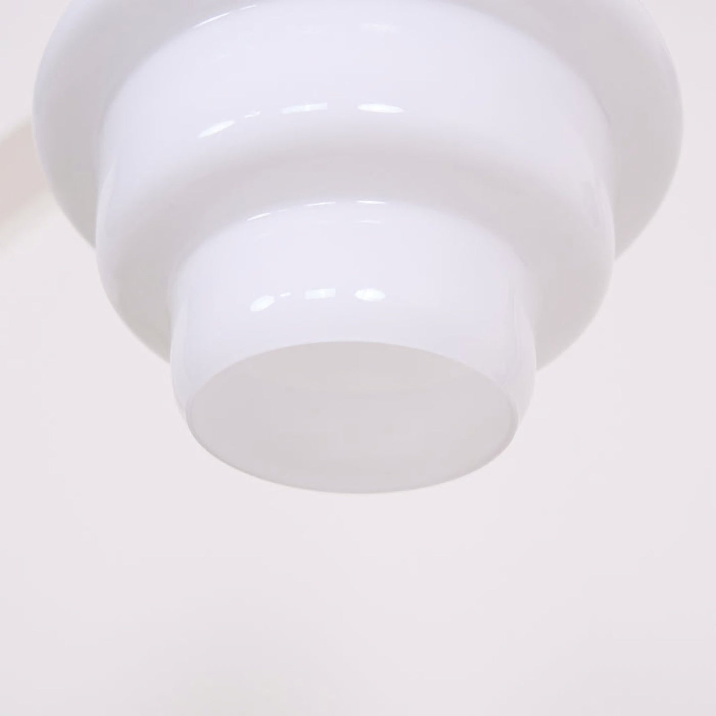 Nordic Cream Aura Pendant