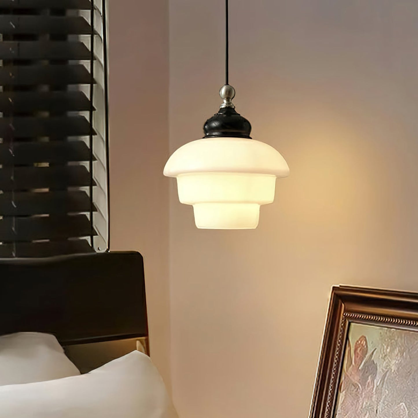 Nordic Cream Aura Pendant