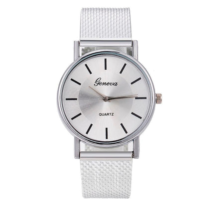 New Women's Casual Silicone Strap Quartz Watch Top Brand Girls Bracelet Clock Wrist Watch For Women and Girls