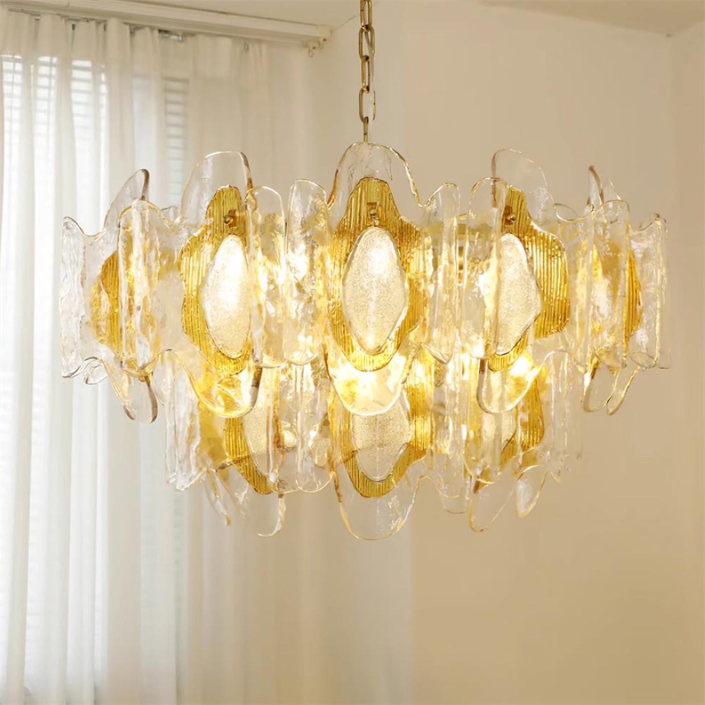Marrina Retro Luxe Chandelier