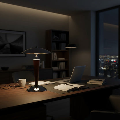 Dome‑Form Metal Table Lamp