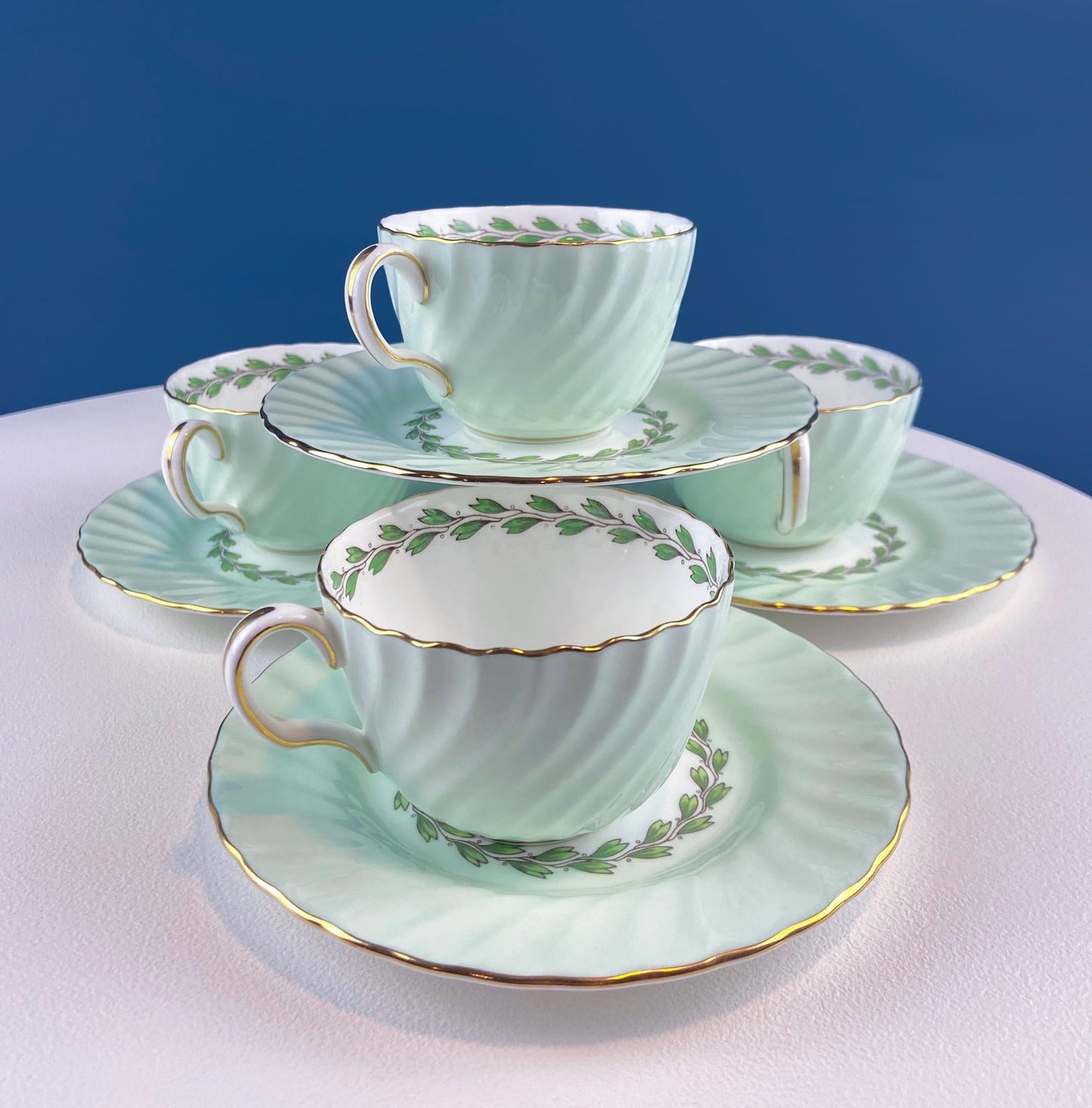 4 Minton Porcelain Cups and Saucers. Creamy Green & White Set with Delicate Leaf Garland Motif. Dining Room Table Decor. French Country.