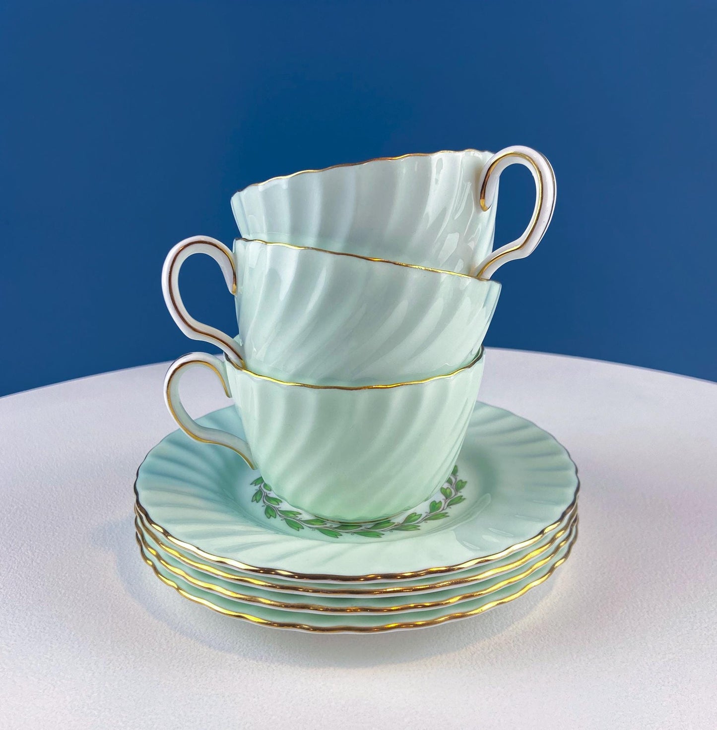 4 Minton Porcelain Cups and Saucers. Creamy Green & White Set with Delicate Leaf Garland Motif. Dining Room Table Decor. French Country.