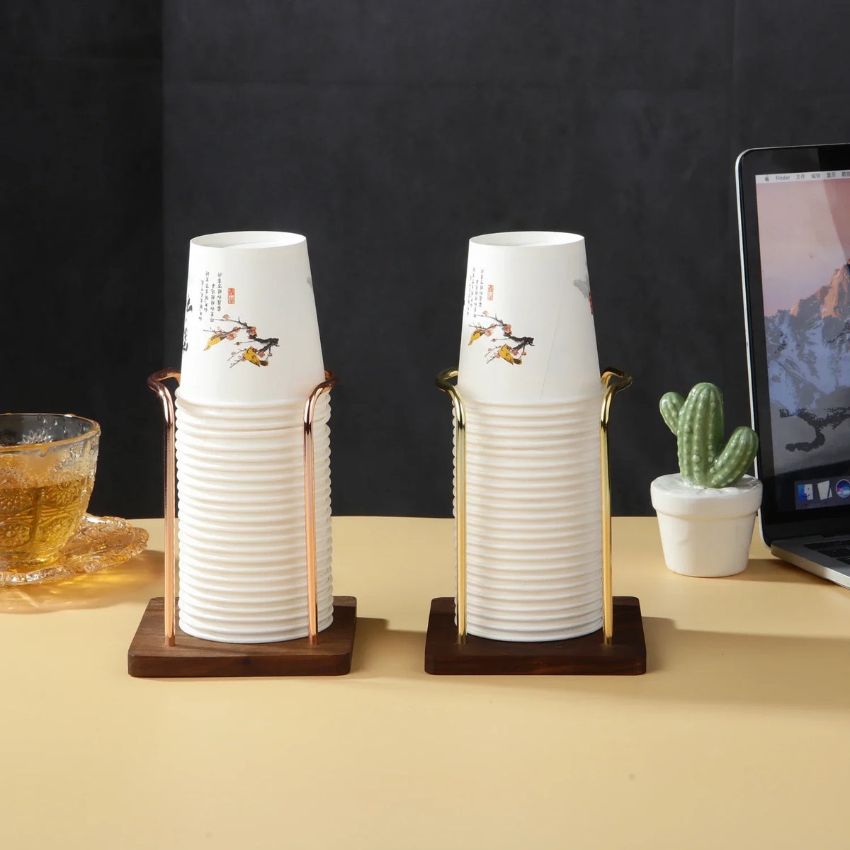 Metal Disposable Cup Storage Holder Water Tea Cups Dispenser Rack Shelf with Wooden Base Mug Display Stand Home Organizer