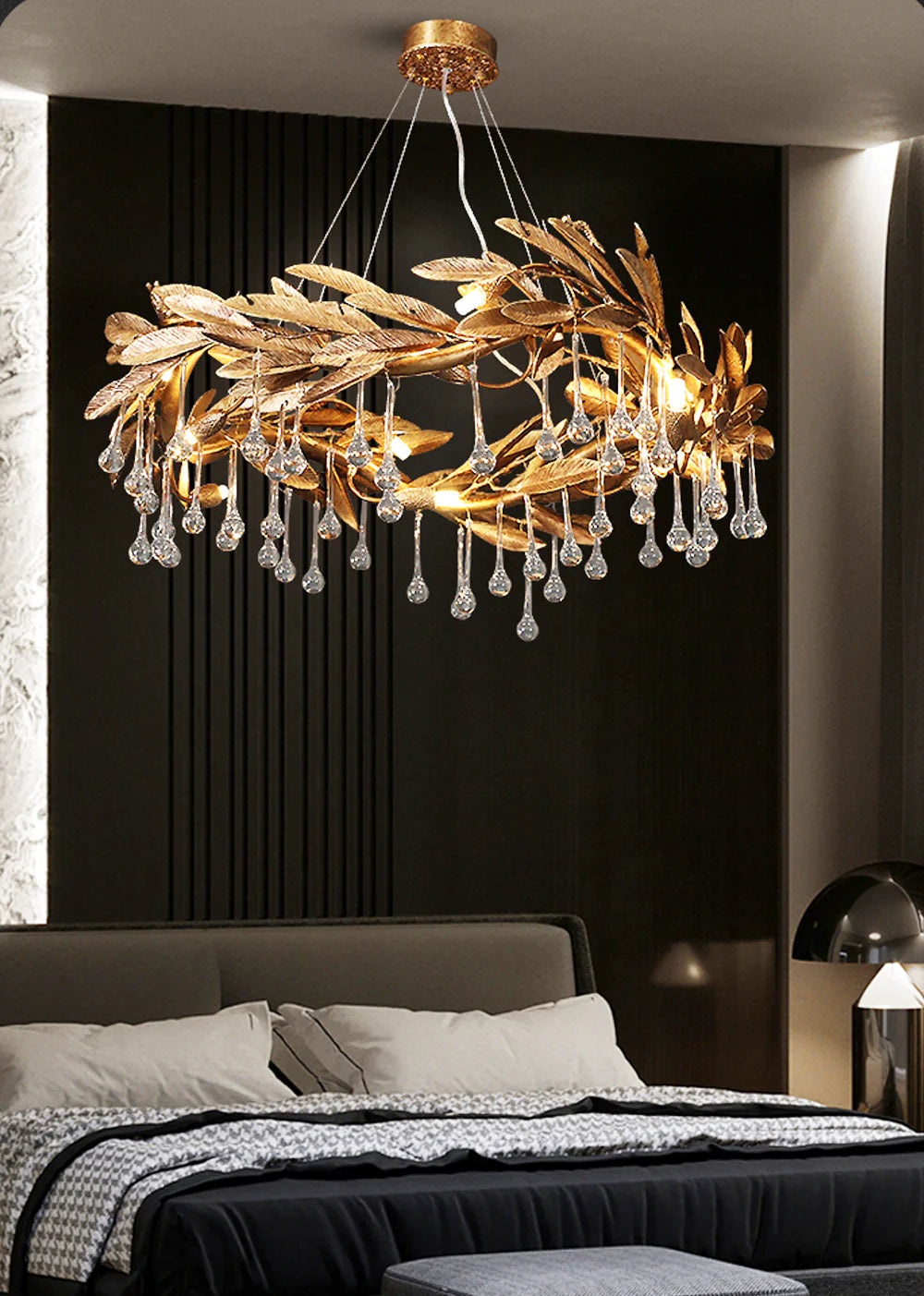 Crystal Teardrop Aurelia Chandelier