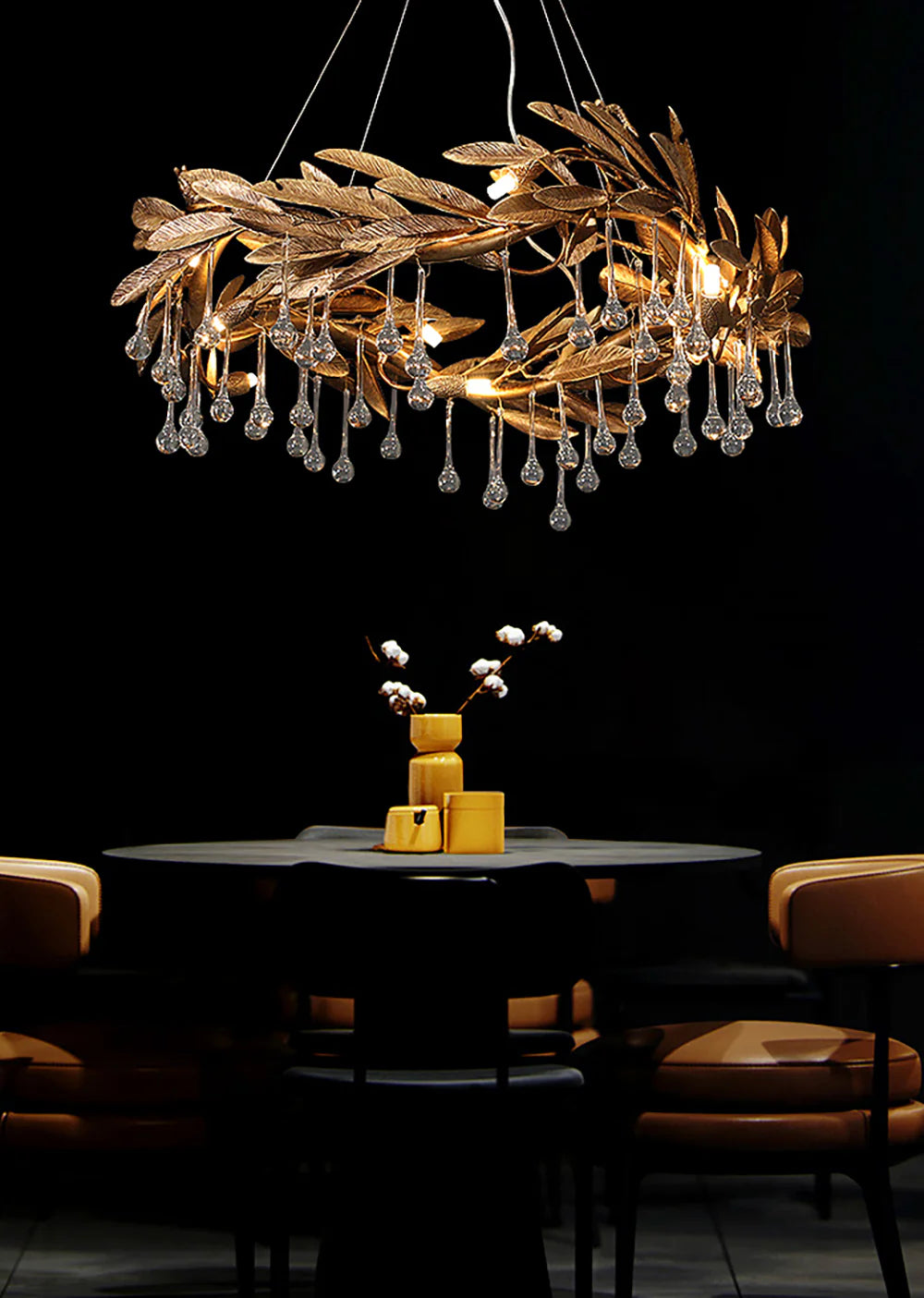 Crystal Teardrop Aurelia Chandelier
