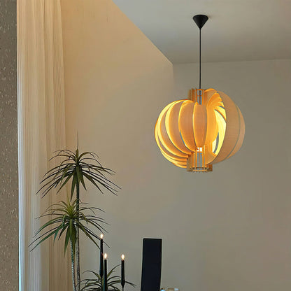 Wooden Lantern Pendant Lamp