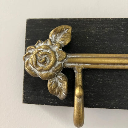 RETRO WALL HOOK RACK