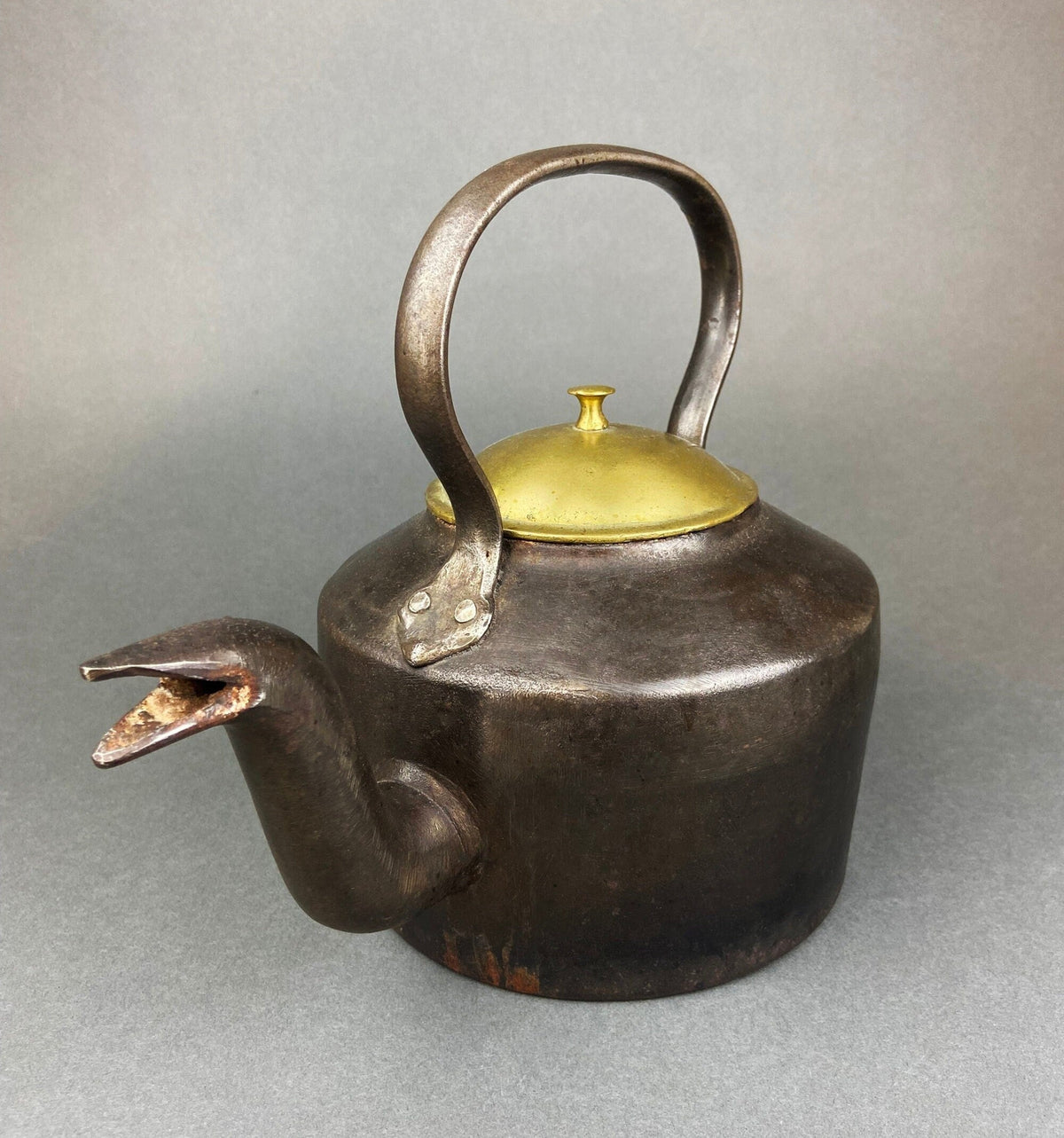 Antique Iron Kettle with Brass Lid - J&J Siddons - Westbromwich
