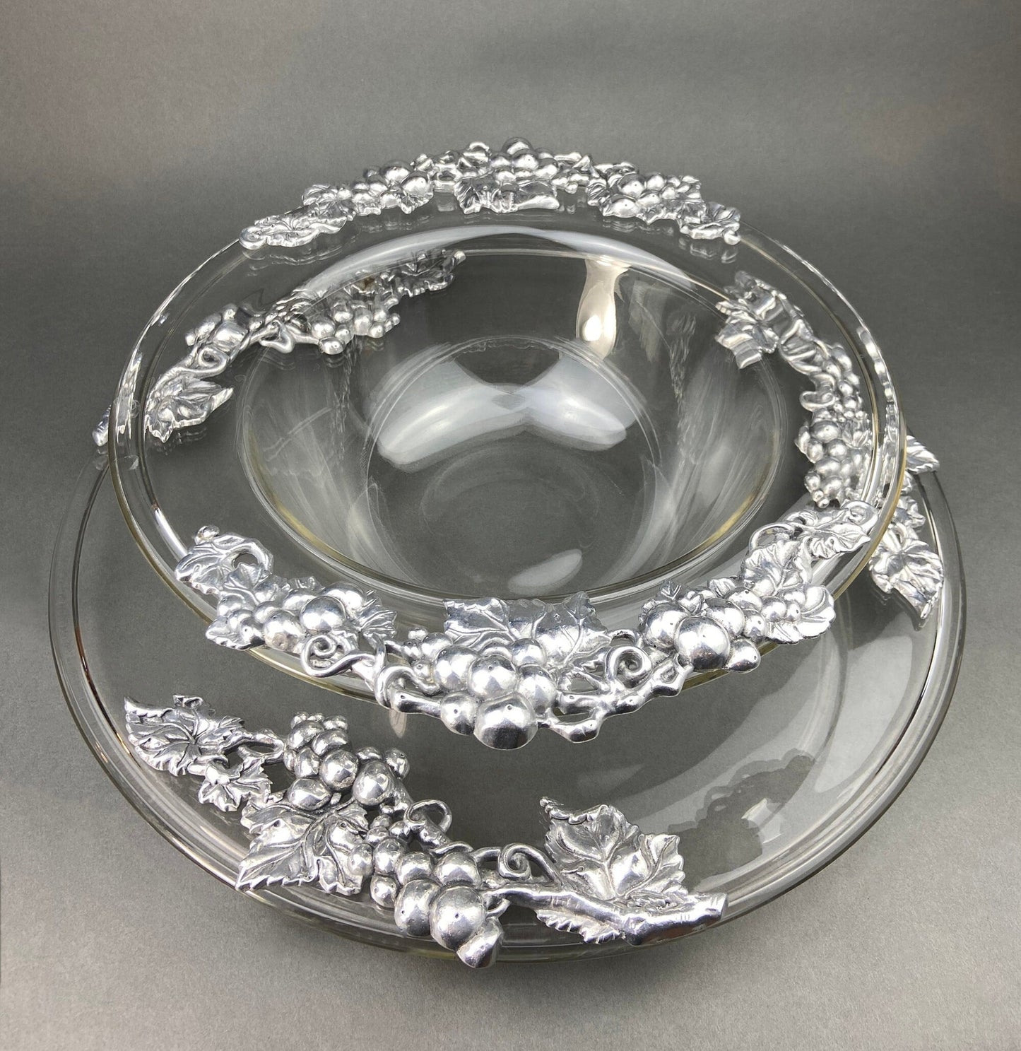 Antique Oval Silver & Glass Serving Platter. Godinger Silver Art. Fluted Glass with Etched Reticulated Silver Tray. Hosting Essential.