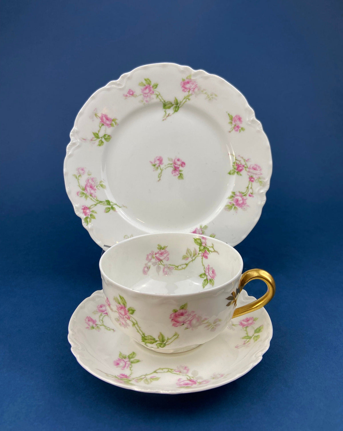 Antique Limoges Tea Cup and Saucer. Hand-Painted Porcelain by Haviland, France. Violet Clusters Motif. Highly Collectible.