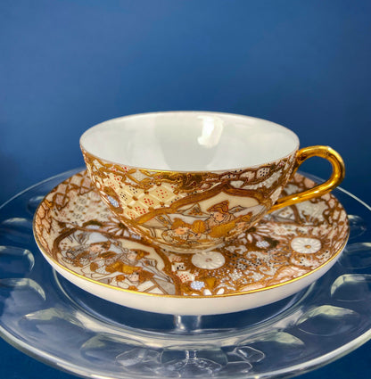 Antique Japanese Moriage Tea Cup Set. Gold Hand Painted Teaware with Teapot, Sugar Bowl, Creamer, and Six Japanese Tea Cups.