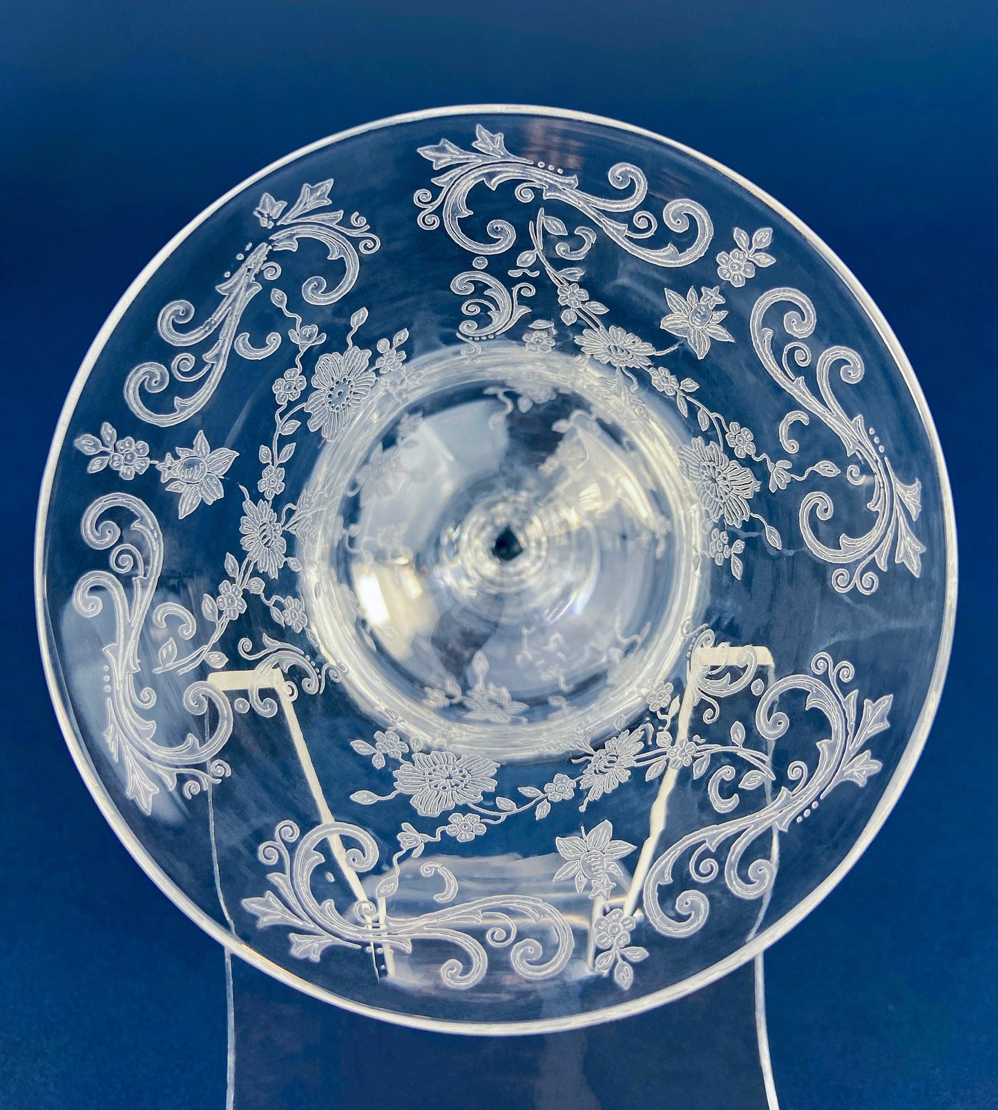 Vintage Cambridge Rose Point Champagne Glasses. Set of Five Tall Sherbets. Floral Etching Stemware. Fine Dining. Wedding Gift Idea.