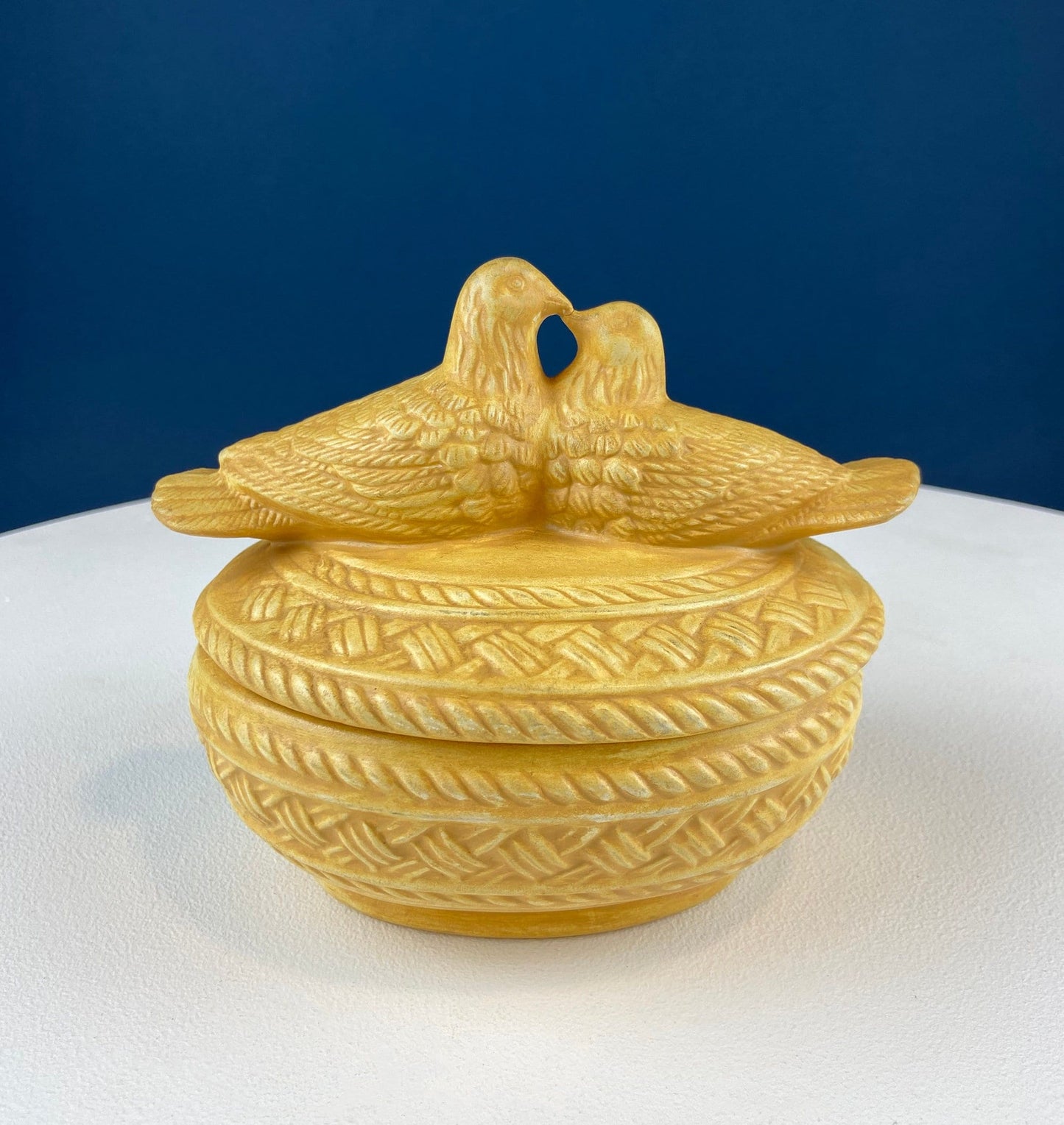 Bowl with Lid Yellow Ceramic Doves on Nest. Kissing Birds on Basket. Dish with Pair of Love Birds.
