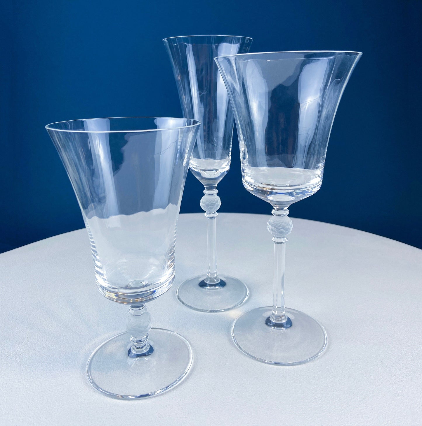 Crystal Water/Ice Tea Goblets with Ball Stem. Enchantress by Mikasa. Frosted Ball Shaped like Berries & Leaves. Set of 10. Beautiful Ping.