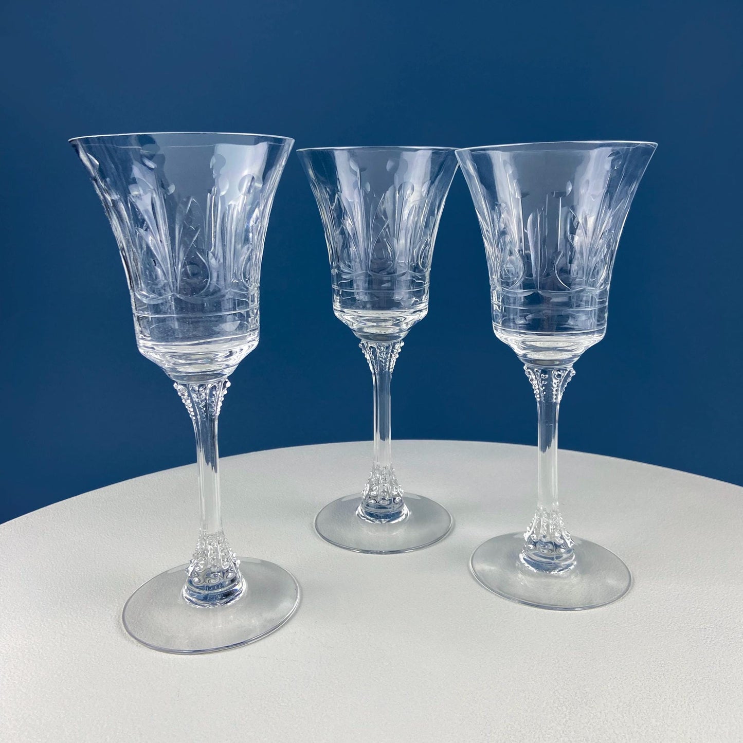 Vintage Heisey Danish Princess Cut Crystal Wine or Water Goblets. Set of 8 Stemware. Beautiful Shimmer & Ping. Wedding Gift. Housewarming.
