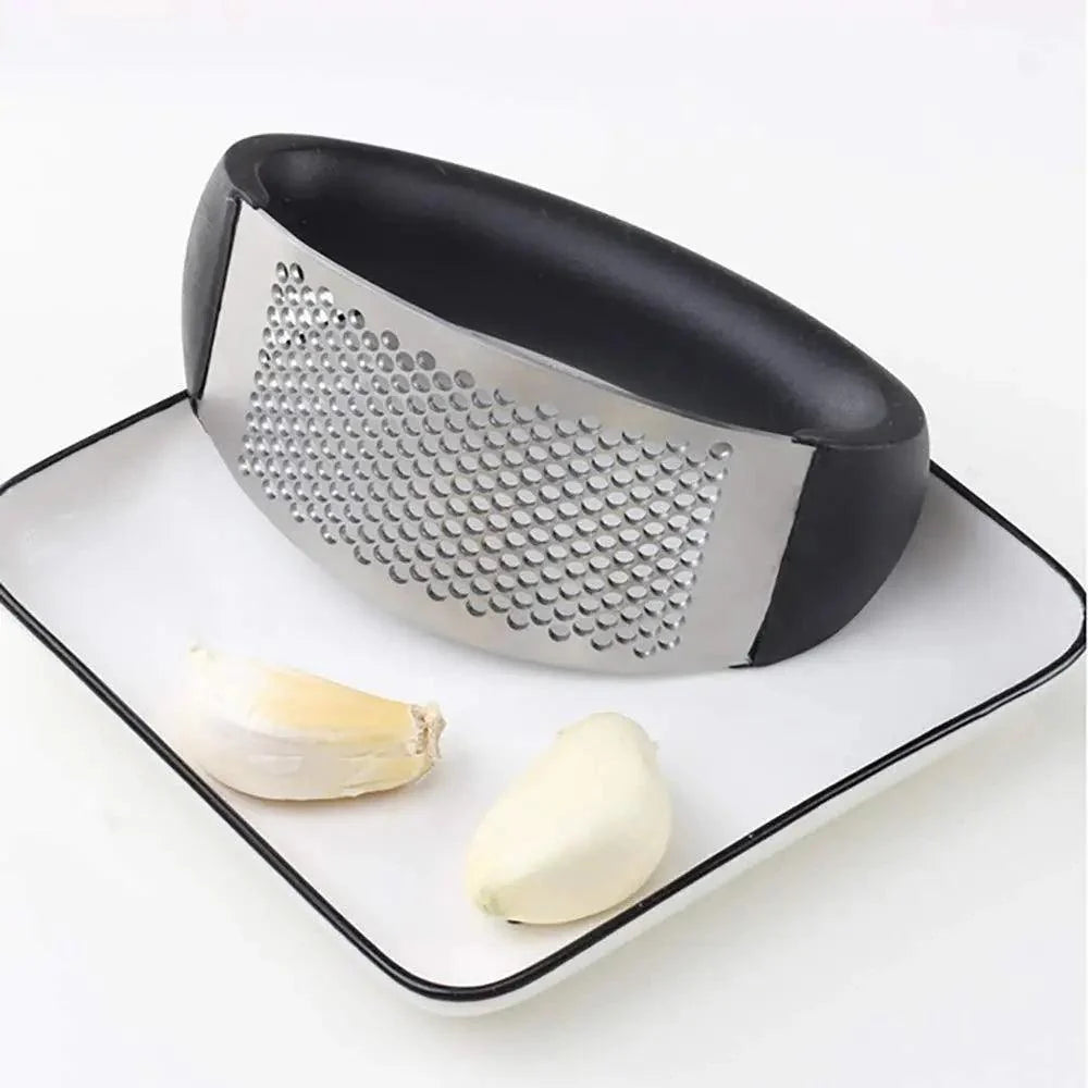 New Incredible 1Pcs Stainless Garlic Press Household Manual Garlic Press Device Kitchen Press Squeezer Ginger Garlic Tools Kitchen Accessories
