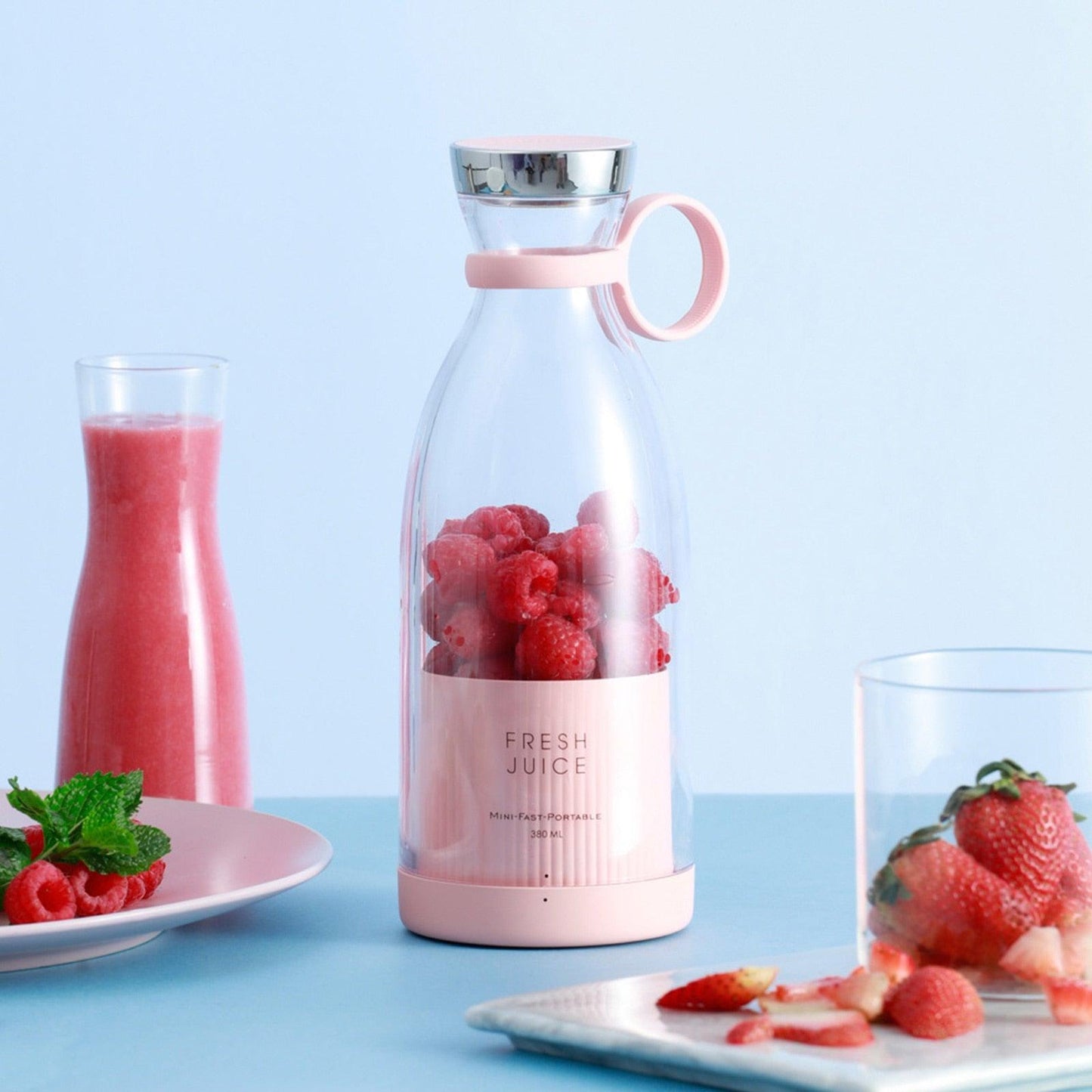 Portable Blender Juicer Bottle Mixer Electric Wireless Charge Mini Fruit Mixers Juicer Cup Blender Milkshake Juice Maker Machine Portable Mini Blender with Wireless Charging for Home, Office & Outdoor Juicer